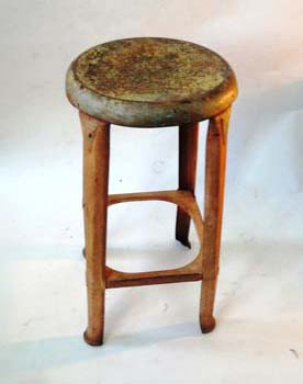 VINTAGE ORANGE STOOL